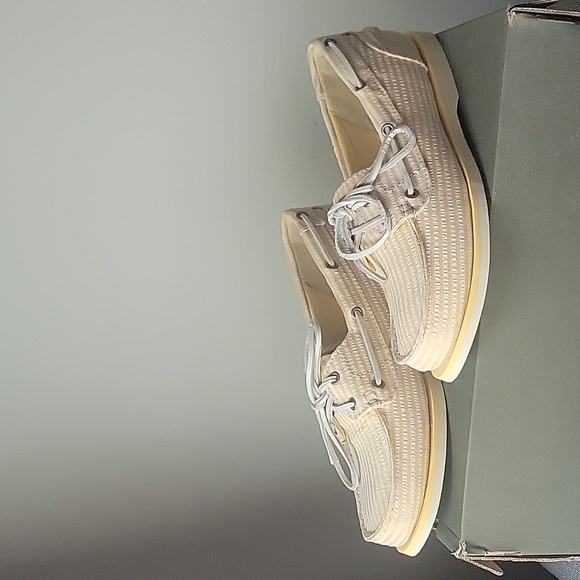 Women's Timberland EK Yellow Stripe Canvas Boat Shoes US 9 - Picture 2 of 5